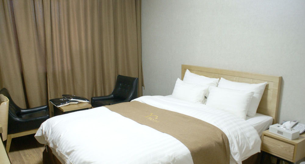 יאוסו Y Ocean Hotel מראה חיצוני תמונה