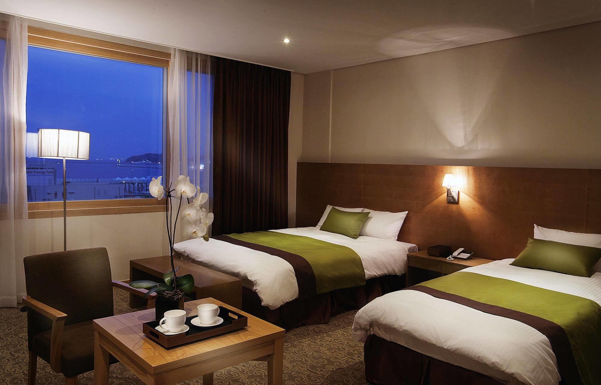 יאוסו Y Ocean Hotel מראה חיצוני תמונה