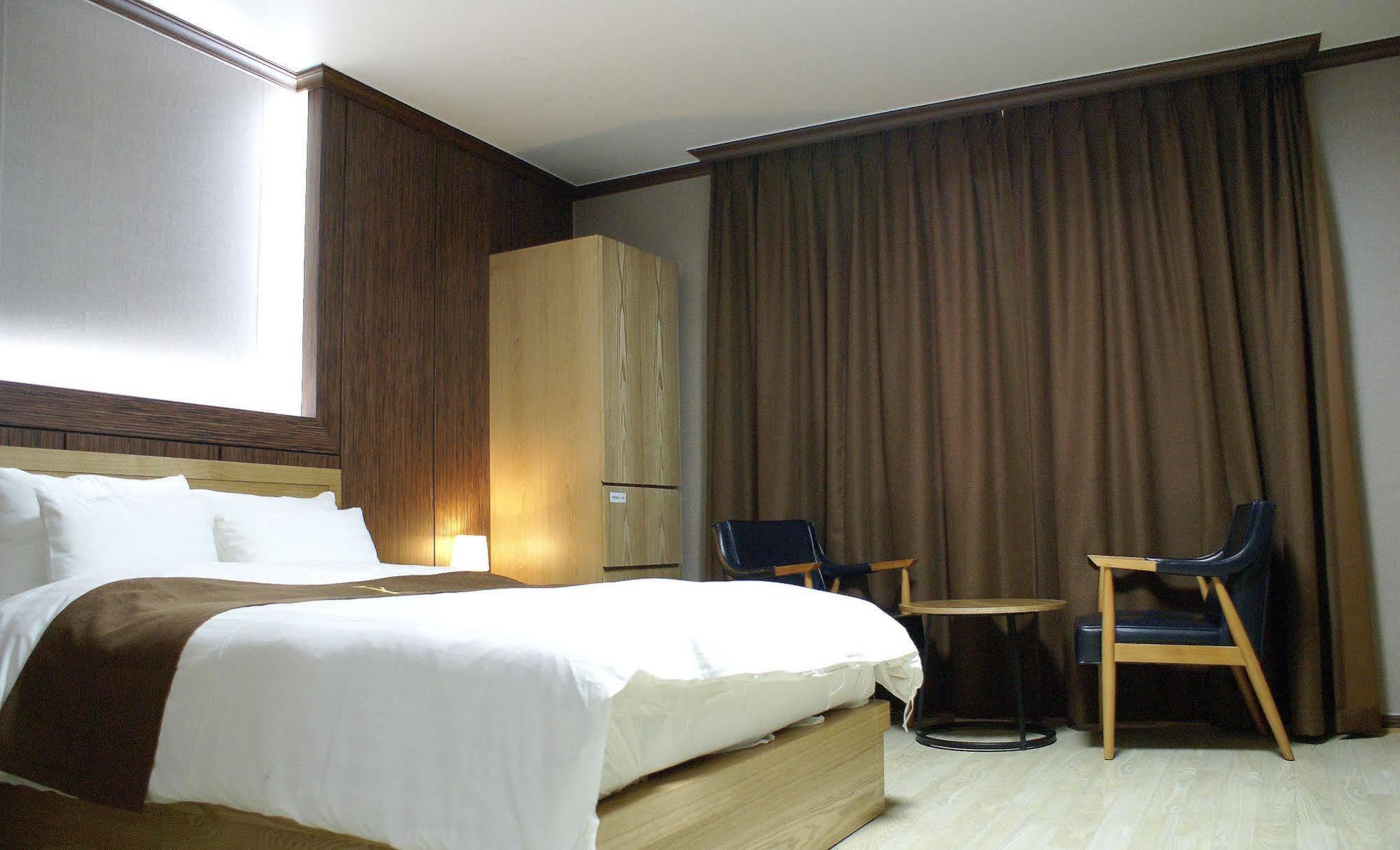 יאוסו Y Ocean Hotel מראה חיצוני תמונה