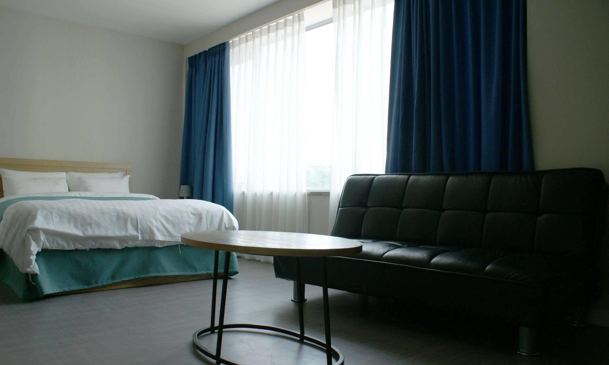 יאוסו Y Ocean Hotel מראה חיצוני תמונה
