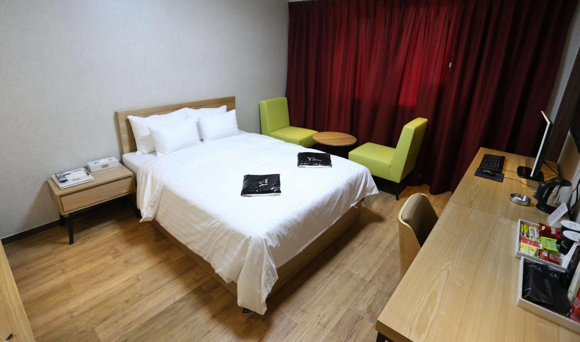 יאוסו Y Ocean Hotel מראה חיצוני תמונה