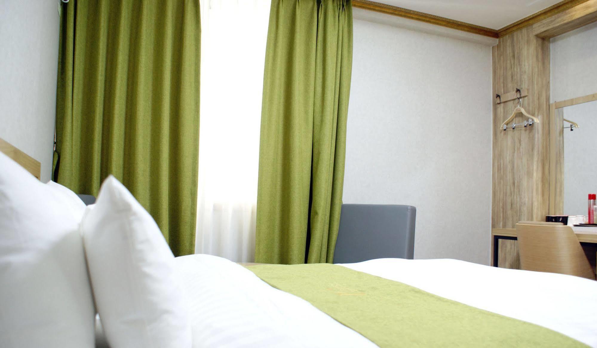 יאוסו Y Ocean Hotel מראה חיצוני תמונה
